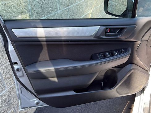 Used 2015 Subaru Legacy 2.5i image 4