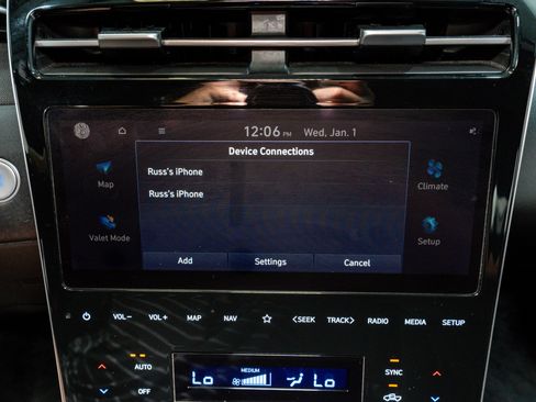 Used 2022 Hyundai Santa Cruz Limited image 22