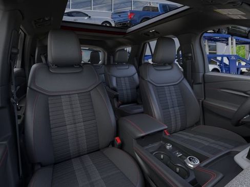 New 2026 Ford Explorer ST-Line w/ ST-Line Street Pack AWD/4WD image 5
