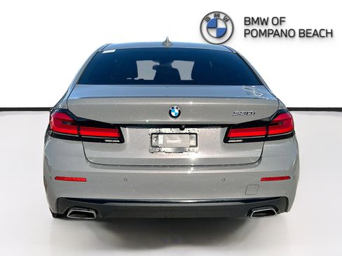 Used 2021 BMW 530i w/ Premium Package image 6