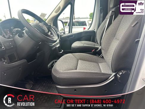 Used 2023 RAM ProMaster 2500 FWD image 12