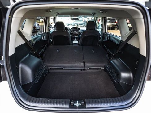 Used 2022 Kia Soul LX image 32