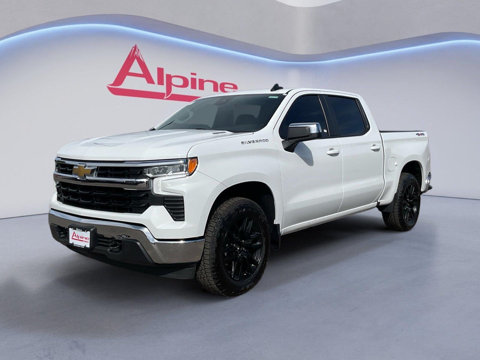 Certified 2025 Chevrolet Silverado 1500 LT AWD/4WD image 1