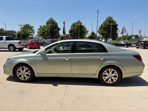 Used 2008 Toyota Avalon XLS FWD image 5