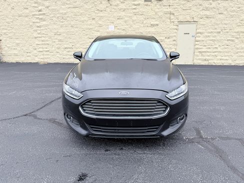 Used 2015 Ford Fusion SE w/ Equipment Group 201A image 8