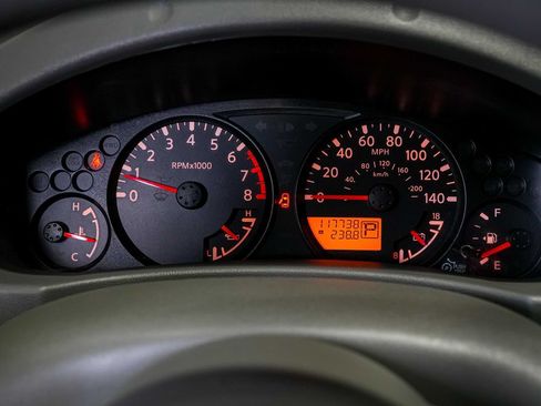 Used 2014 Nissan Frontier SV w/ SV Value Truck Package RWD image 26