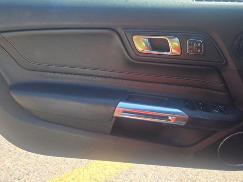 Used 2022 Ford Mustang GT Premium w/ Equipment Group 401A image 8