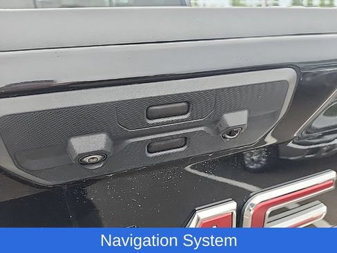 Used 2022 GMC Sierra 1500 Denali AWD/4WD image 18