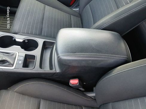 Used 2018 Kia Sportage LX w/ LX Technology Package FWD image 8