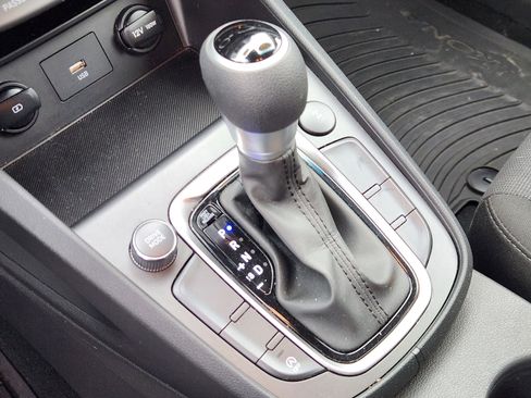 Used 2023 Hyundai Kona SEL w/ Cargo Package image 12