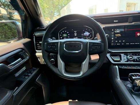 Used 2024 GMC Sierra 1500 Denali w/ Denali Reserve Package AWD/4WD image 13