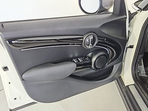 Certified 2023 MINI Cooper S image 11