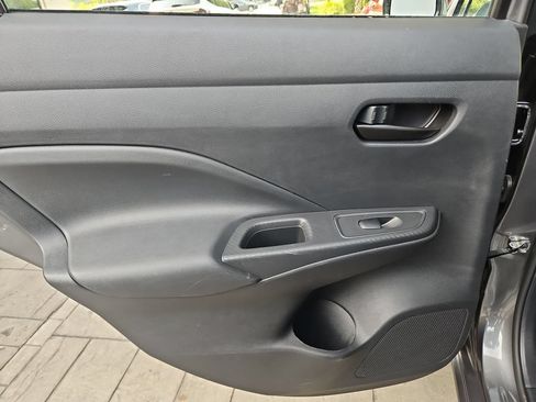 Used 2025 Nissan Versa S FWD image 26