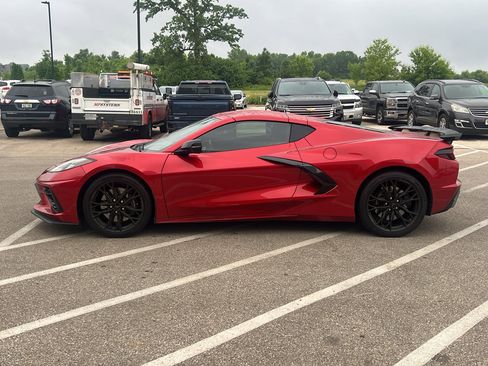 Used 2025 Chevrolet Corvette Stingray Coupe w/ Z51 Performance Package RWD image 2