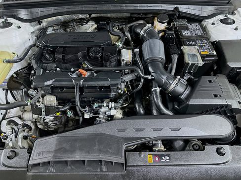 Used 2024 Kia K5 GT-Line image 32