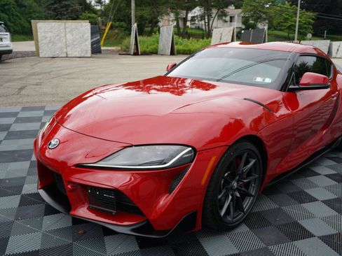 Used 2025 Toyota Supra Premium w/ Driver Assist Package RWD image 15