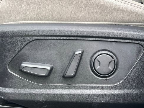 Used 2024 Hyundai Tucson Limited image 28