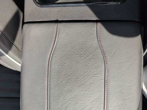 Used 2025 GMC Sierra 1500 AT4X image 30