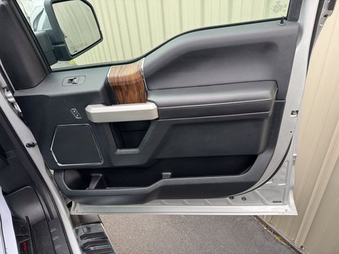 Used 2018 Ford F150 Lariat AWD/4WD image 32