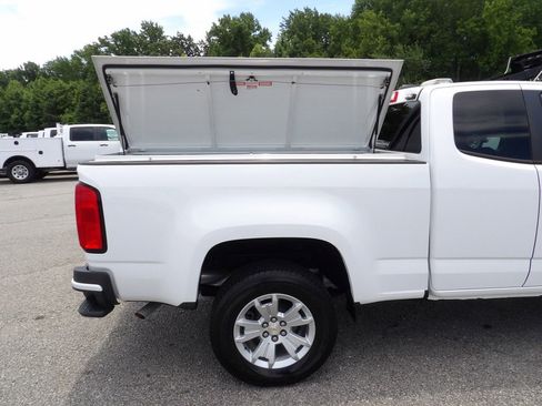 Used 2022 Chevrolet Colorado LT w/ Fleet Safety Package RWD image 43