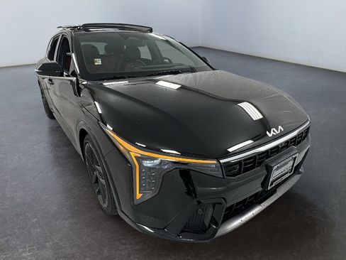 New 2026 Kia K4 GT-Line Turbo image 1