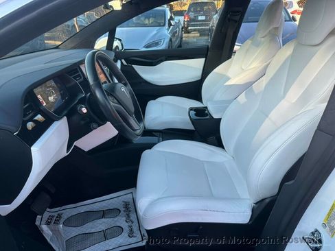 Used 2019 Tesla Model X 100D image 15