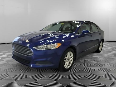 Used 2013 Ford Fusion SE image 1