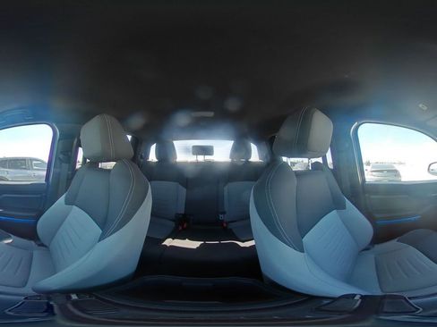 Used 2025 Toyota Tacoma TRD Off-Road image 40