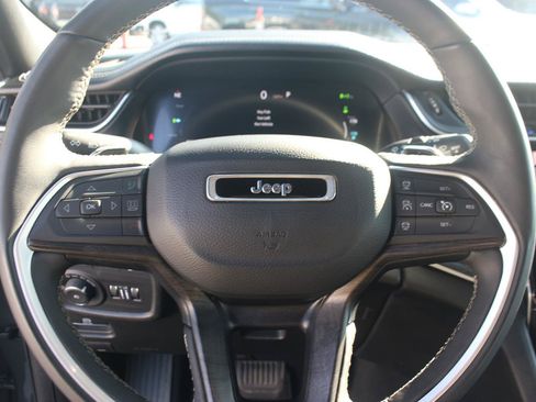 Used 2024 Jeep Grand Cherokee Limited 4xe AWD/4WD image 18