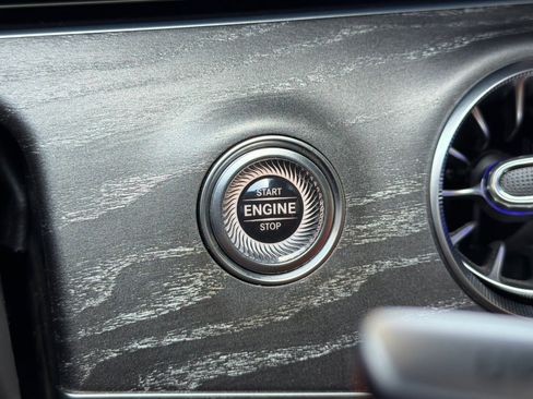 Used 2022 Mercedes-Benz AMG GT 43 image 21
