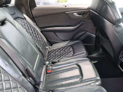 Used 2023 Audi SQ7 Prestige AWD/4WD image 15