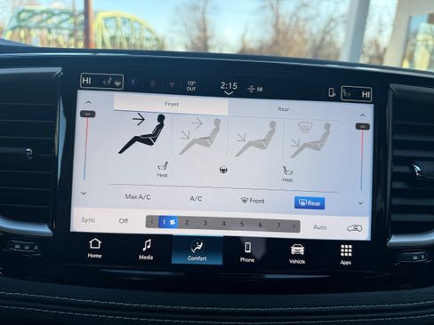 New 2026 Chrysler Pacifica Select FWD image 21