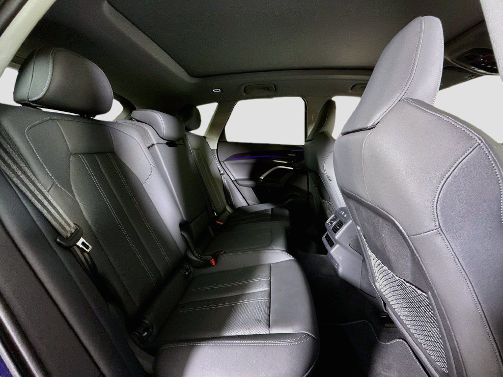 Used 2025 Audi Q5 Premium Plus AWD/4WD image 17