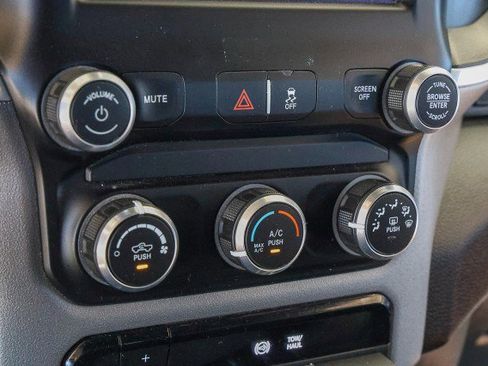 Used 2023 RAM 2500 Big Horn w/ Level 1 Equipment Group image 19