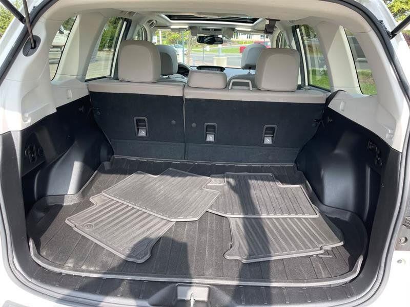 Used 2015 Subaru Forester 2.5i Touring w/ Eyesight & Navigation System AWD/4WD image 34