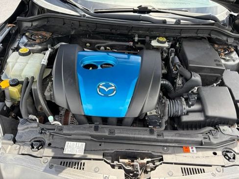 Used 2012 MAZDA MAZDA3 i Touring FWD image 11