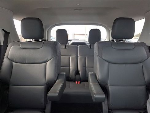 New 2026 Ford Explorer Active w/ Active Comfort Package image 13