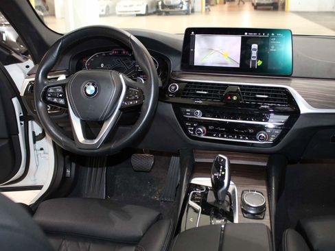Certified 2023 BMW 530i 530i w/ Premium Package image 13
