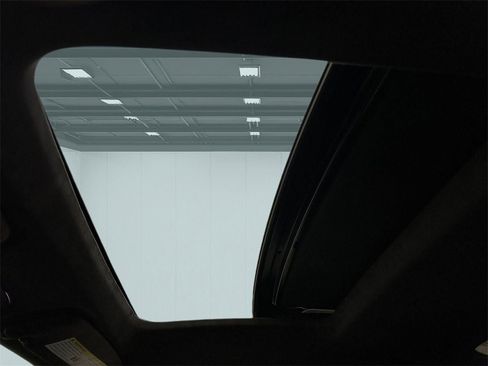 Used 2019 Porsche 911 Carrera GTS image 18