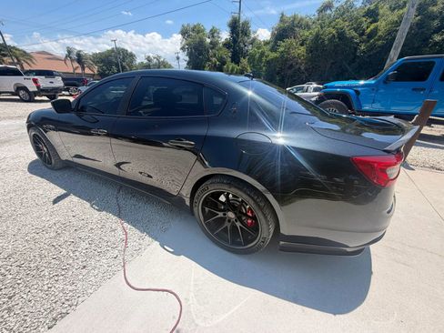 Used 2014 Maserati Quattroporte GTS RWD image 5