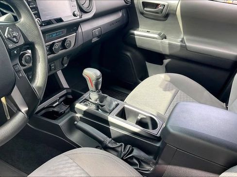 Used 2023 Toyota Tacoma SR AWD/4WD image 17