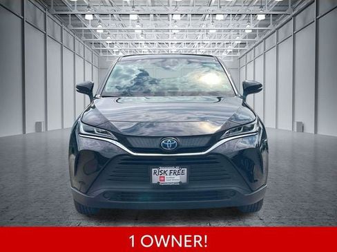 Certified 2023 Toyota Venza LE AWD/4WD image 2