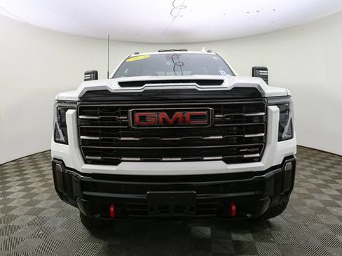 Used 2024 GMC Sierra 2500 AT4X w/ Snow Plow Prep/Camper Package AWD/4WD image 4