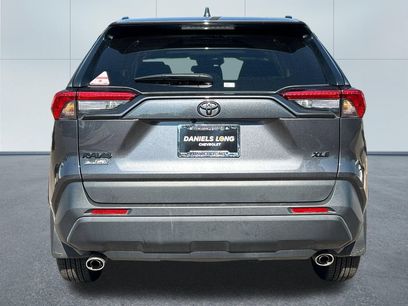 Used 2022 Toyota RAV4 XLE w/ Convenience Package