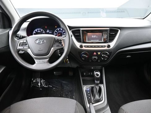 Certified 2021 Hyundai Accent SE FWD image 19