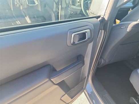 New 2025 Ford Bronco image 16