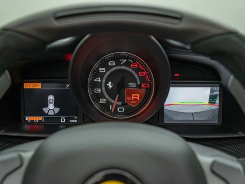 Certified 2020 Ferrari 488 Pista Spider RWD image 42