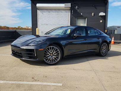 New 2026 Porsche Panamera 4