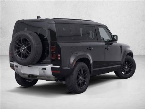 Used 2023 Land Rover Defender 110 X-Dynamic SE AWD/4WD image 7