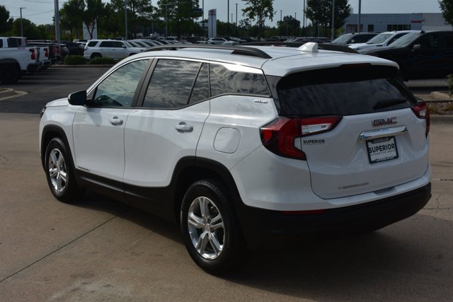 Used 2023 GMC Terrain SLE w/ Driver Convenience Package FWD image 7